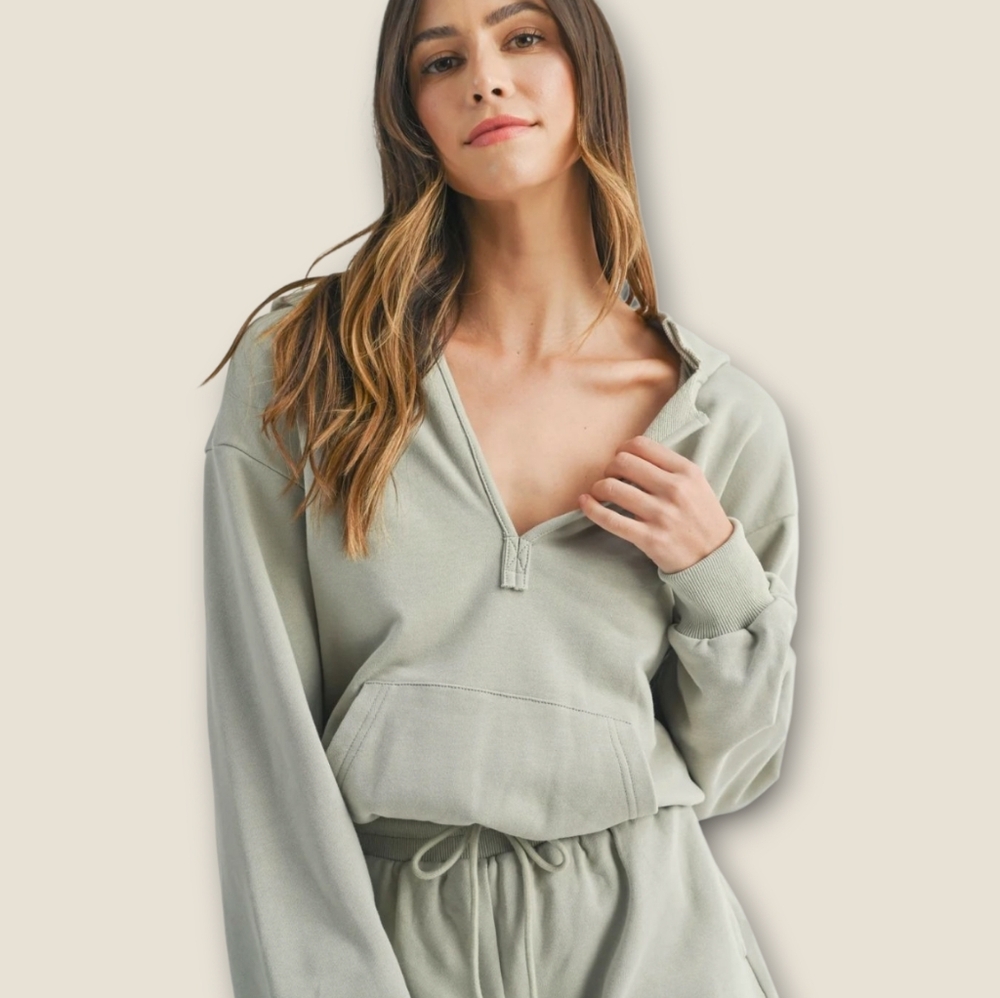 NWT MABLE French Terry Long Sleeve V-Neck Hooded Drawstring Waist Sage Romper M - Picture 13 of 14